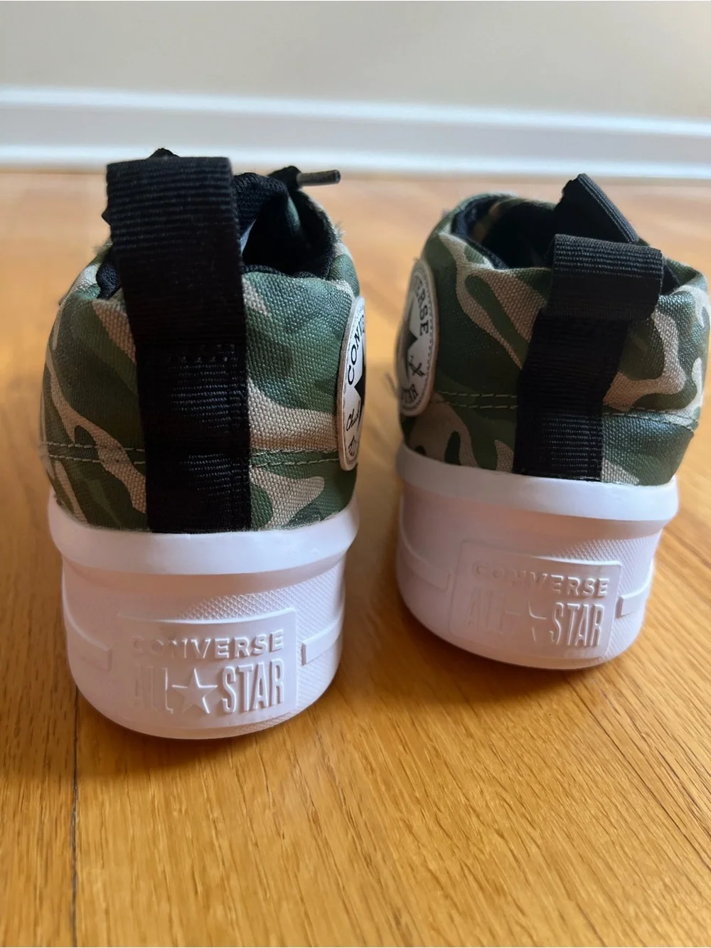 Converse Kids Camouflage High-Top Sneakers - Green/Black/Tan size 2